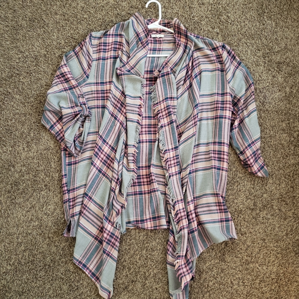 Maurices cardigan - plaid
